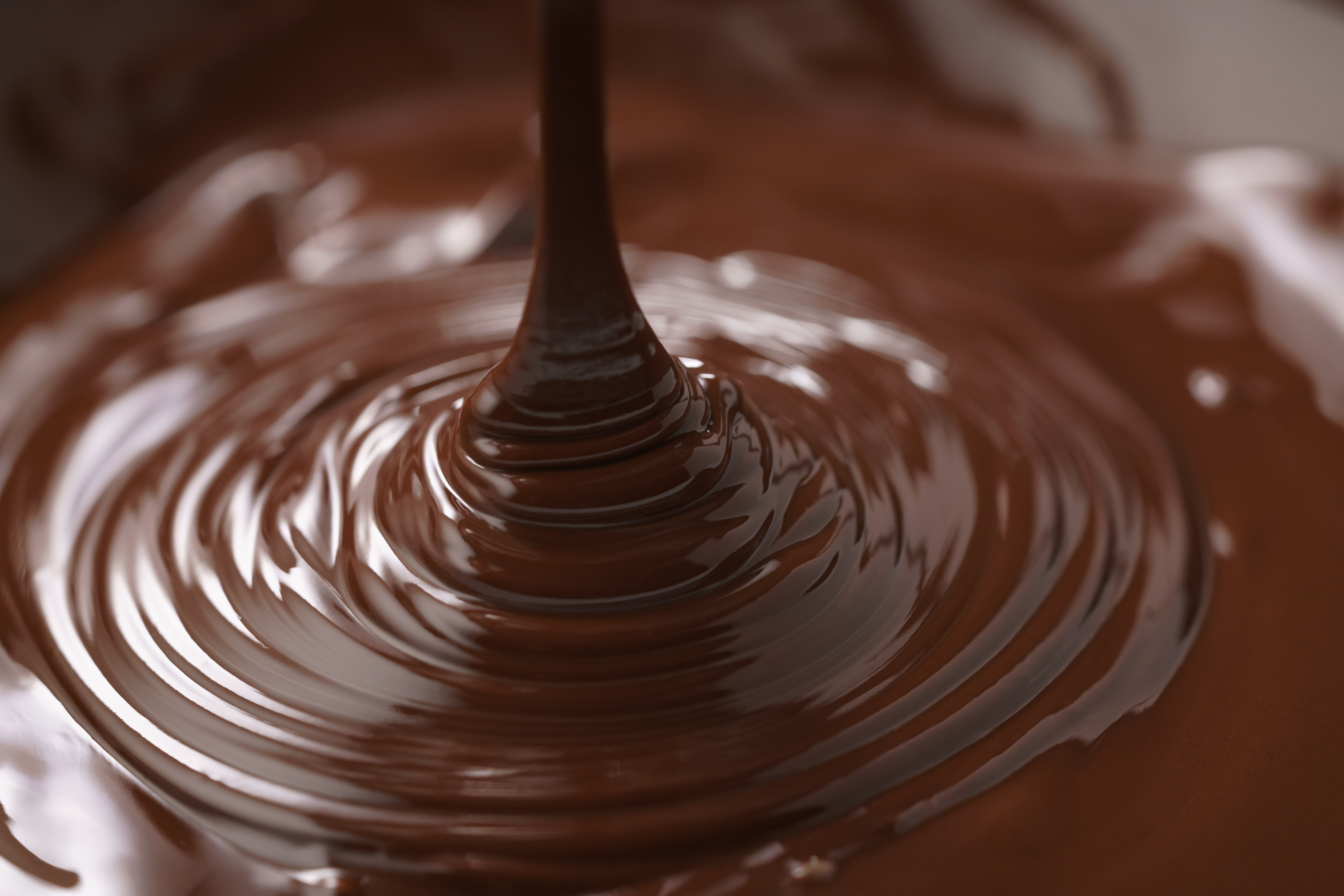 Lindt appoints interim chief amid softer European demand Lindt appoints interim chief amid softer European demand