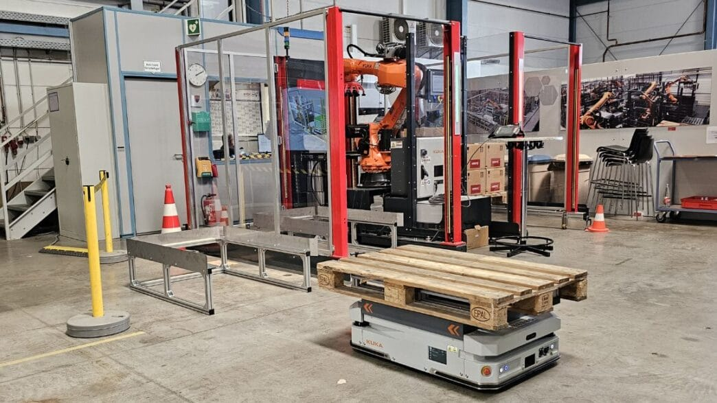 KOCH demonstrates flexible food packaging robotics