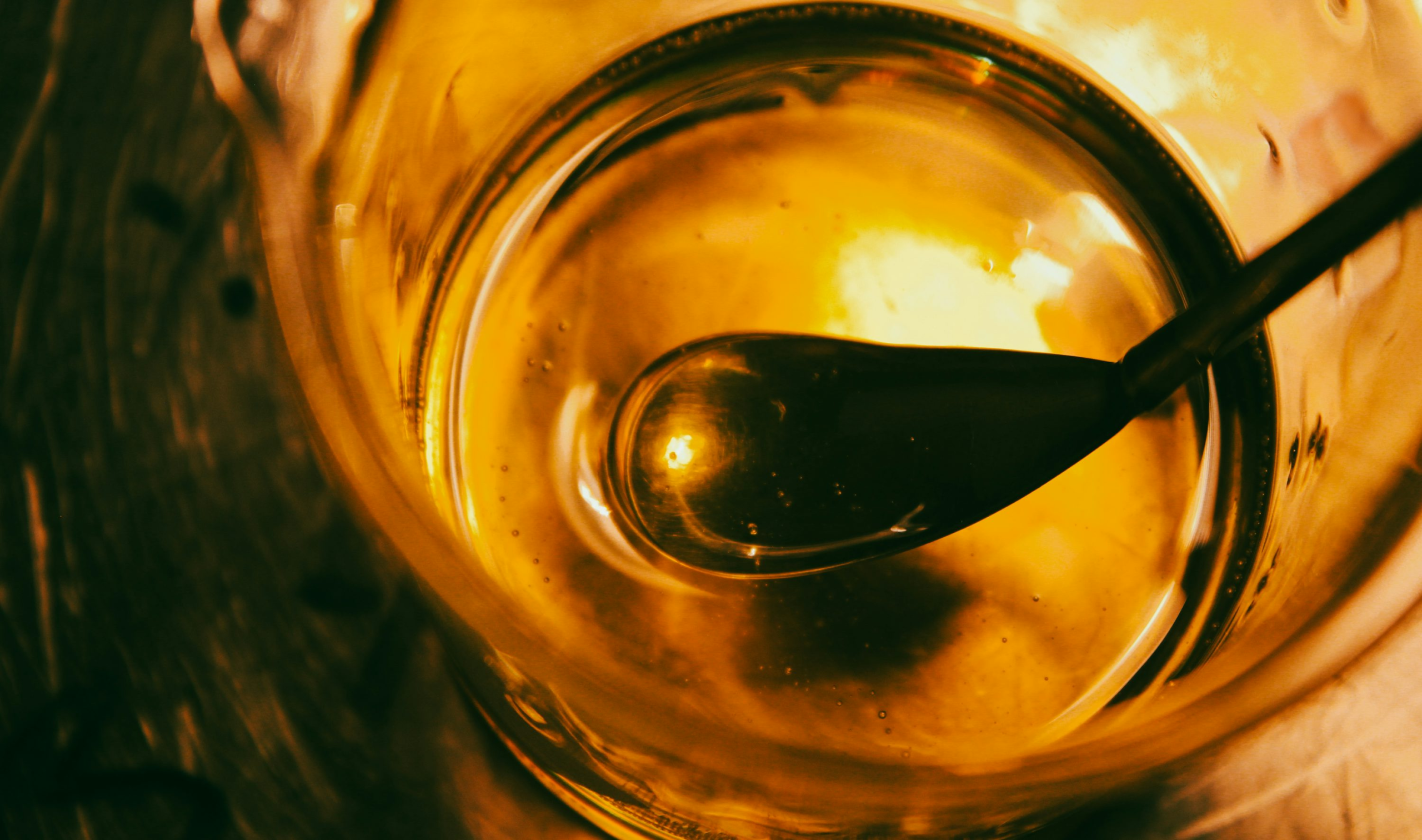 Mānuka study finds antimicrobial effect beyond sugar and MGO Mānuka study finds antimicrobial effect beyond sugar and MGO