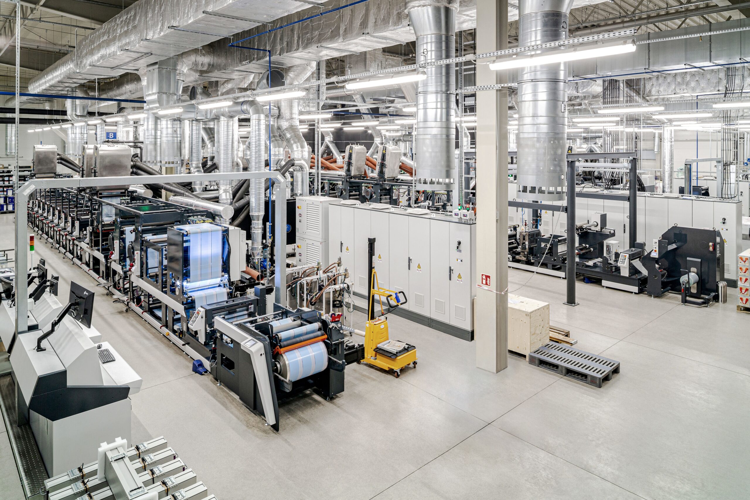 Masterpress commissions new pouch-making line in Poland